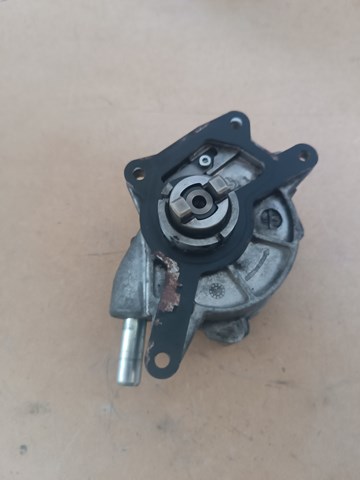 Насос вакуумний A6422300165 MERCEDES