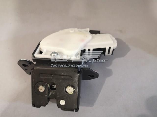 Замок багажника D65162310B MAZDA