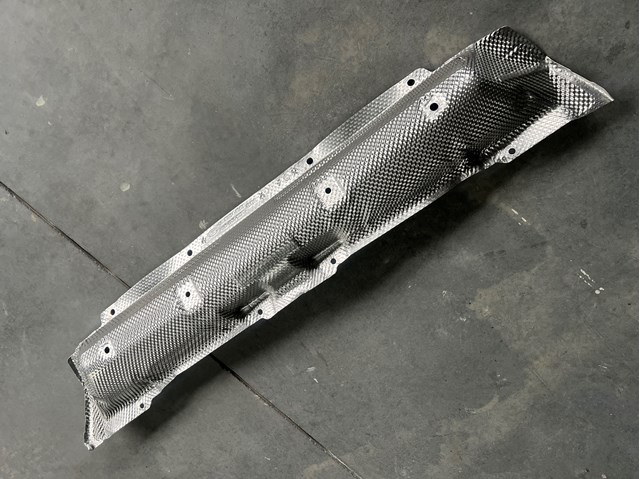 Захист (тепловий екран) вихлопної системи LR027245 LAND ROVER