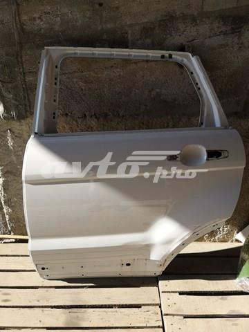 Двері пасажирськи задні ліві LR028557 LAND ROVER