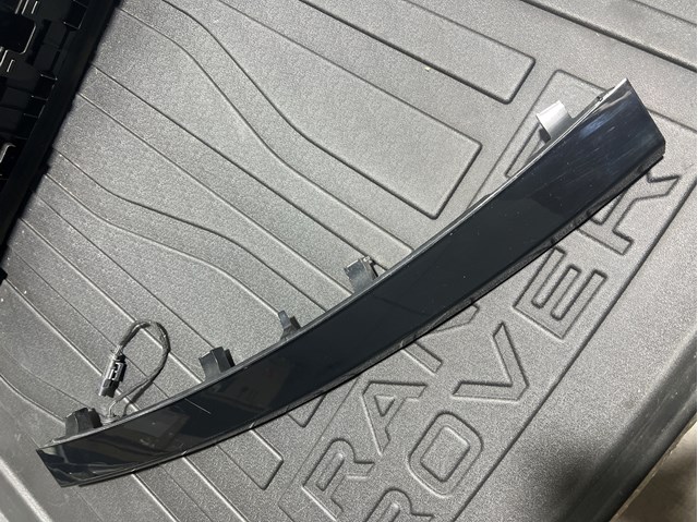 Додаткові задні стопи LR085686 LAND ROVER