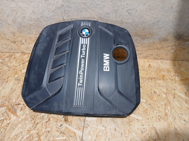 Кришка двигуна декоративна 13718510475 BMW