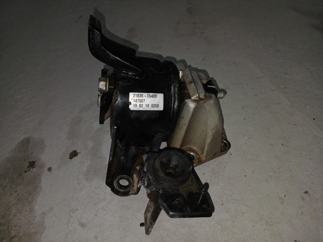 Подушка (опора) двигуна, ліва 21830C5400 HYUNDAI