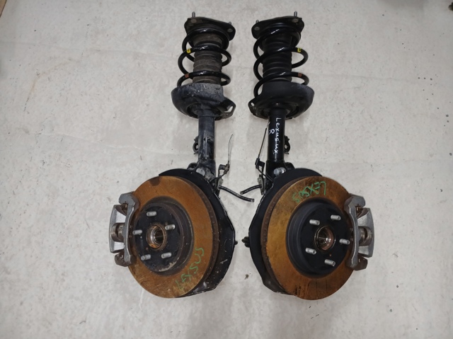 Цапфа передні праві 4321110130 TOYOTA