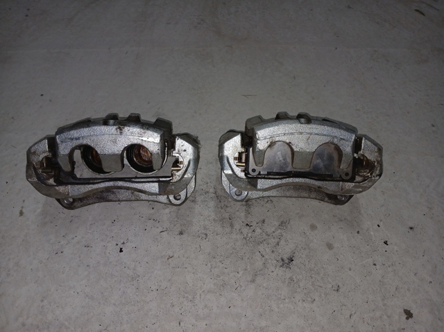 Супорт тормзной 4775042130 TOYOTA