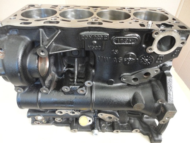Шків колінвала 04L105021A VAG