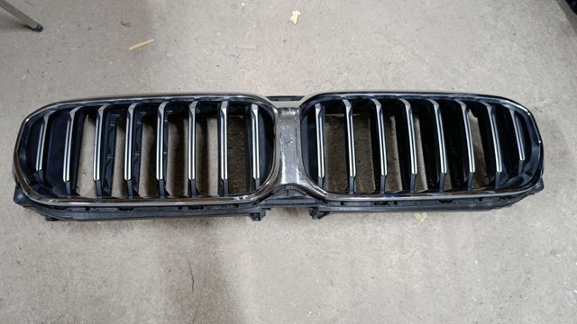 Жалюзі радіатора 51119498612 BMW