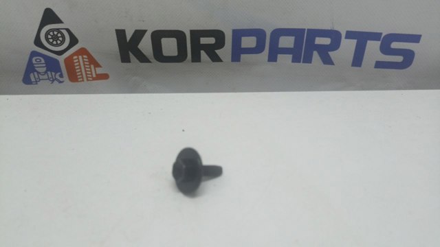 Пістон (кліп) кріплення підкрилки переднього крила 9010906388 TOYOTA