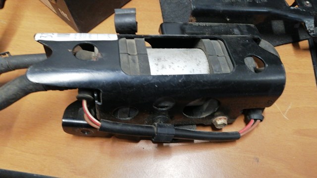 Топливный насос магистральный 1K0906089 VAG