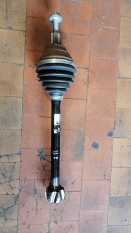 Привід лівий 5Q0407271CQ VAG