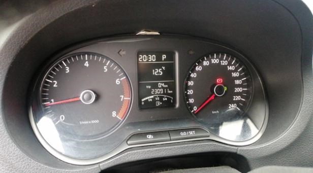 щиток приладу 6R0920860G VAG
