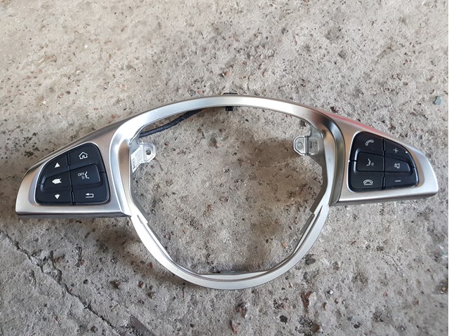 Блок кнопкових перемикачів кермового колеса A0999050300 MERCEDES