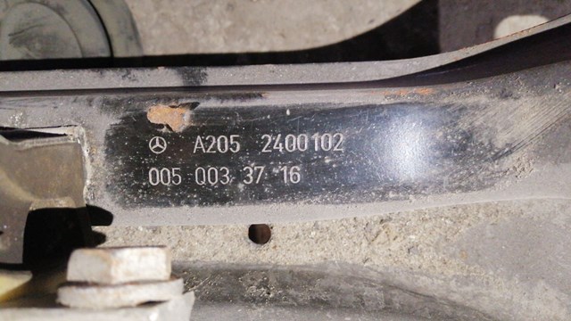 Кріплення кпп A2052400102 MERCEDES
