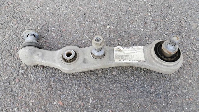 Важіль передній лівий A2053301907 MERCEDES