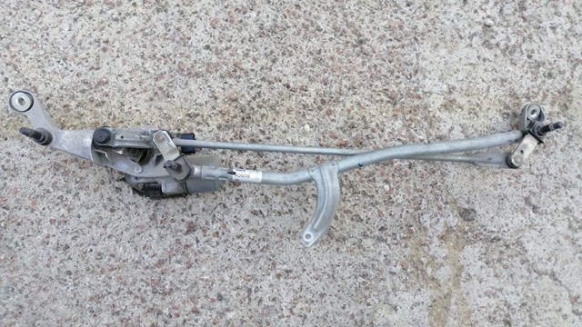 Трапеція щіток лобового скла A2058200740 MERCEDES