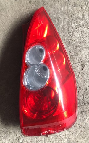 Ліхтар задній правий C23551150 MAZDA