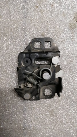 Замок капота, правий DS7A16700AE FORD
