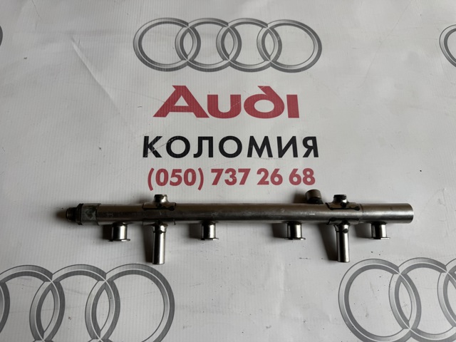 Паливна рампа 06K133317G VAG