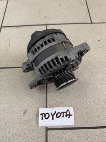 Генератор автомобільний Toyota Corolla 