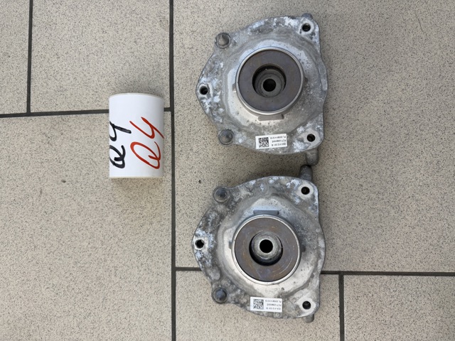Кріплення переднього амортизатора 1EA412331B VAG