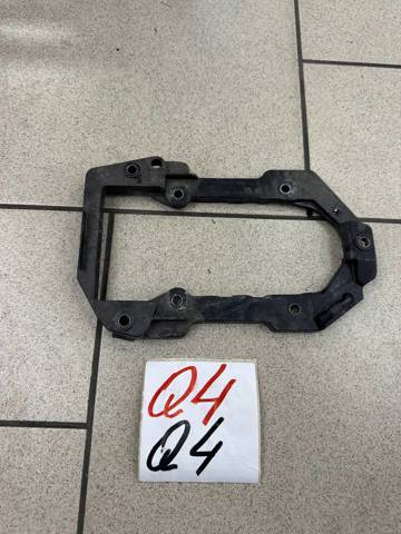 Кронштейн компресора кондиціонера 1EA816579B VAG