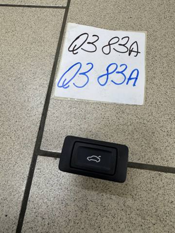Кнопка приводу замка 3/5 дверей (ляди) / кришки багажника 4G0959831C5PR VAG