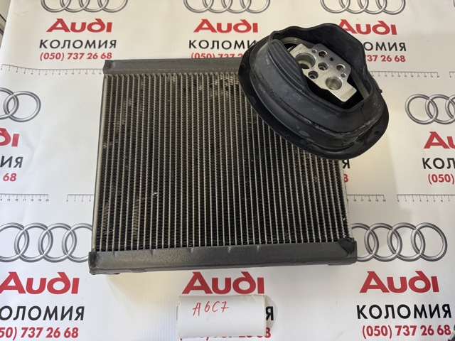 Радіатор опалювача салону 4G1820023 VAG