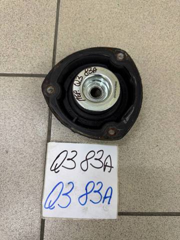 Кріплення переднього амортизатора 5Q0412331E VAG