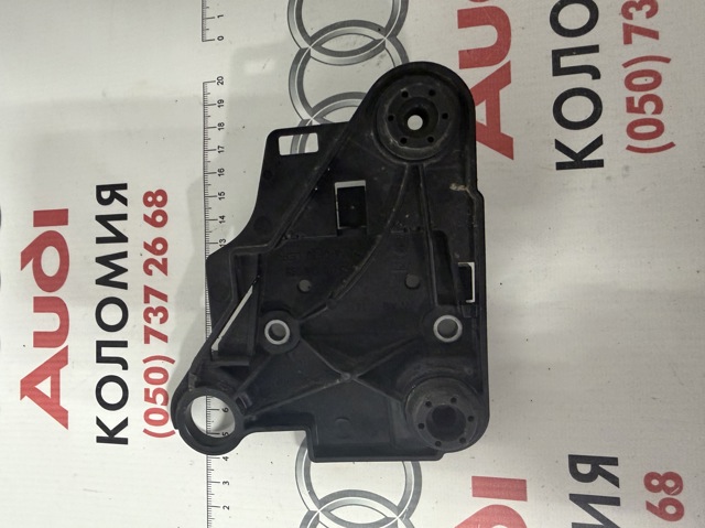 Кронштейн датчика АБС 5Q0614235 VAG