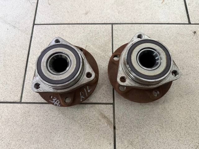 Маточина заднього колеса Ауді Ку 3