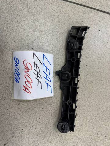 Лівий кронштейн переднього бампера 622255SK0A NISSAN