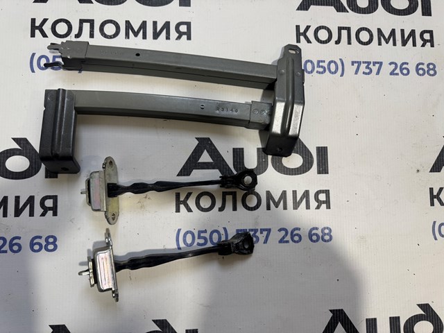 Обмежувач відкриття дверей, передній 804303NF0A NISSAN