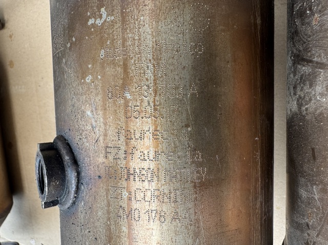 Каталітичний нейтралізатор відпрацьованих газів 80A254250AX VAG