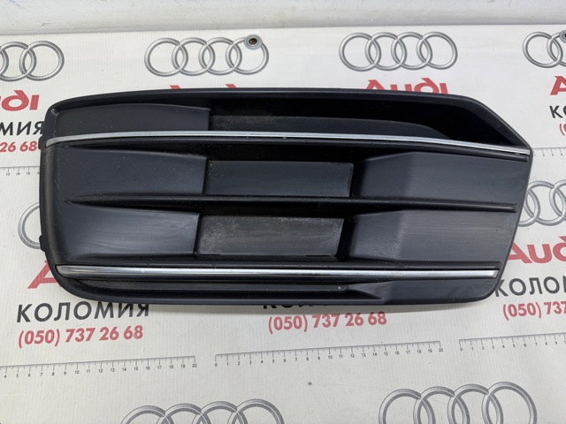 Решітка бампера, ліва 80A807245 VAG