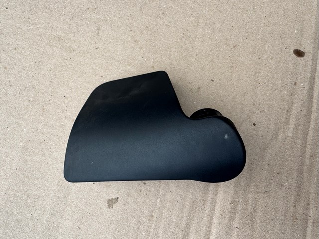 Ручка відкривання капота 80B823533C VAG