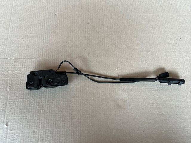 Замок кришки капота 8K0823509G VAG