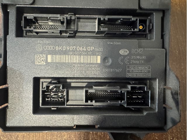 Блок управління комфорту 8K0907064GP VAG