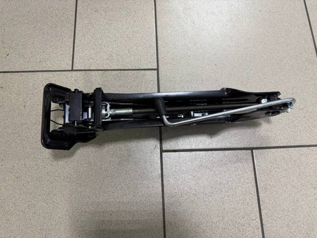 Домкрати 8R0011031H VAG