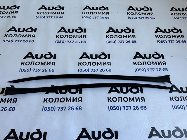 Захисна накладка вітрового скла ліва 8R0854327A VAG
