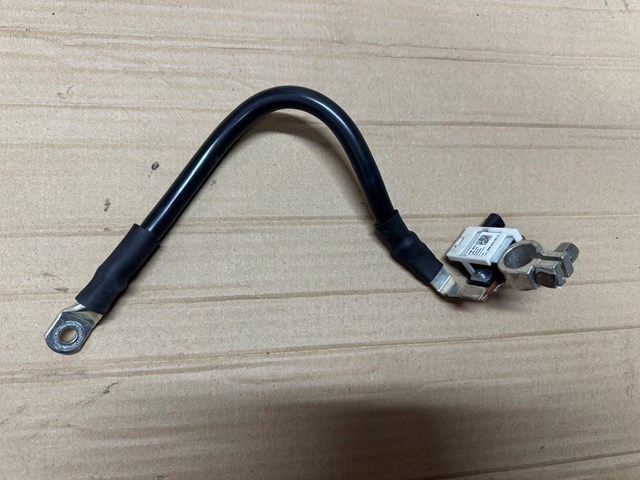 Кабель маси акумулятора (АКБ) 8R0915181C VAG