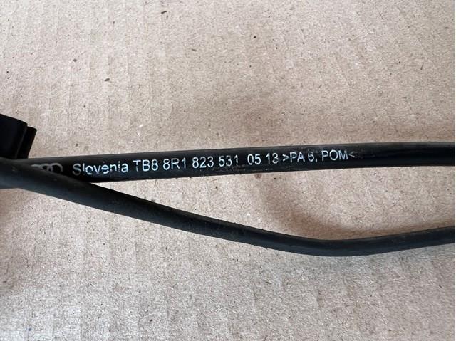 Трос відкриття капота, передній 8R1823531 VAG