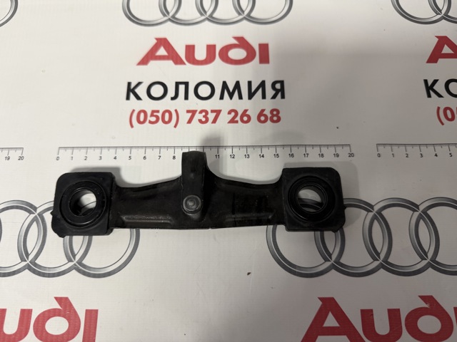 Фіксатор замка кришки багажника 8V0827507K VAG