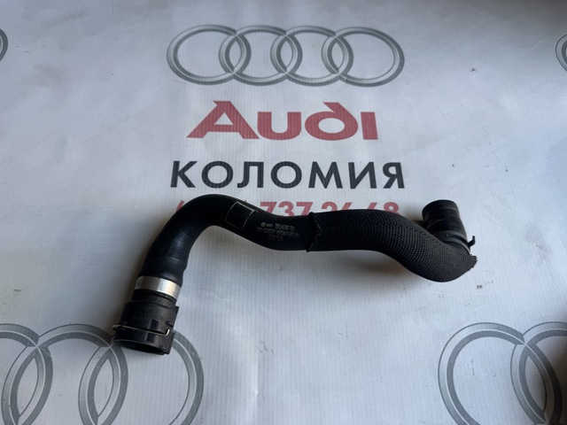 Шланг/патрубок радіатора охолодження, верхній 8W0122073F VAG