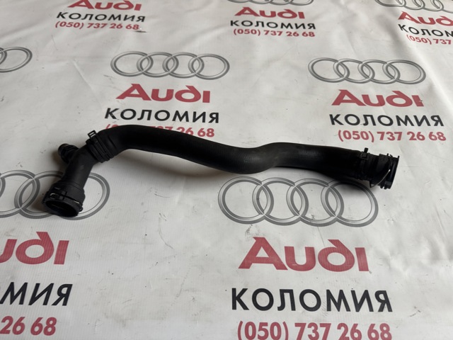 Шланг/патрубок радіатора охолодження, верхній 8W0122101B VAG