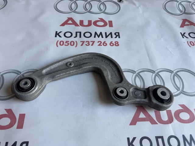 Важіль задньої підвіски нижній, лівий 8W0505361E VAG