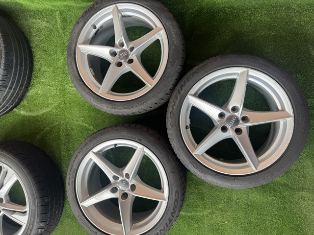Диски колісні литі (легкосплавні, титанові) 8W0601025BG VAG