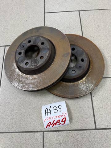 Гальмо дискове переднє 8W0615301G VAG