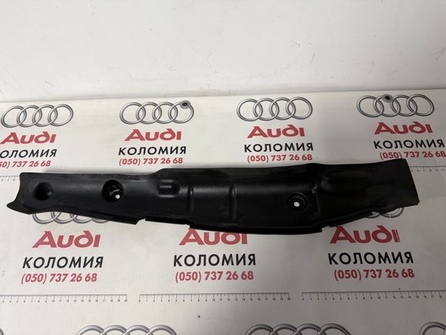 Ущільнювач крила 8W6821112 VAG