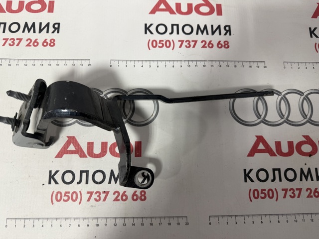 Петля задньої багажної, 3/5 -ої двері 8W8827299A VAG