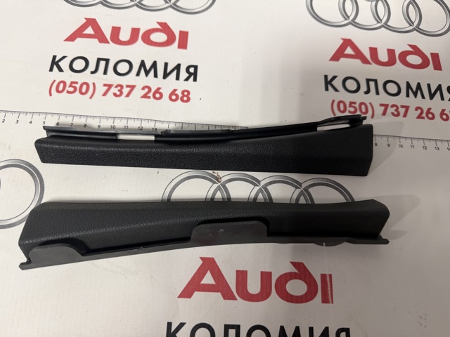 Обшивка стійки кузова внутрішня, передня ліва 8W8868203A4PK VAG